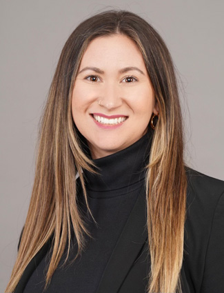 Kate Endries headshot