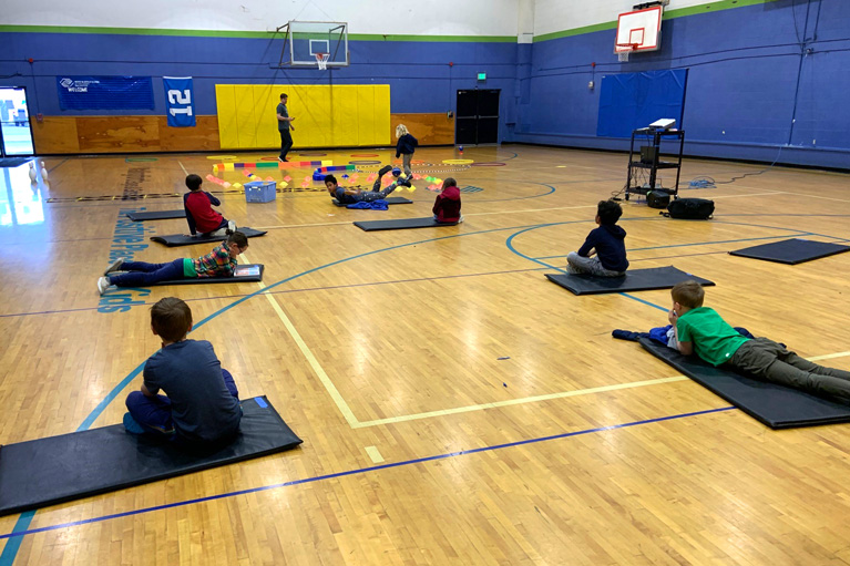 Social distancing in gym