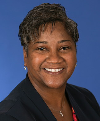 Lorraine Orr headshot