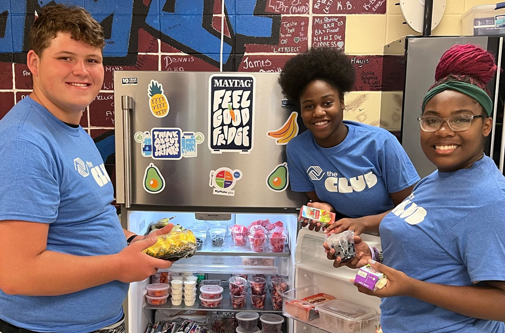 Maytag - Kids at the Boys &amp; Girls Clubs of America prepare food with an adult mentor.